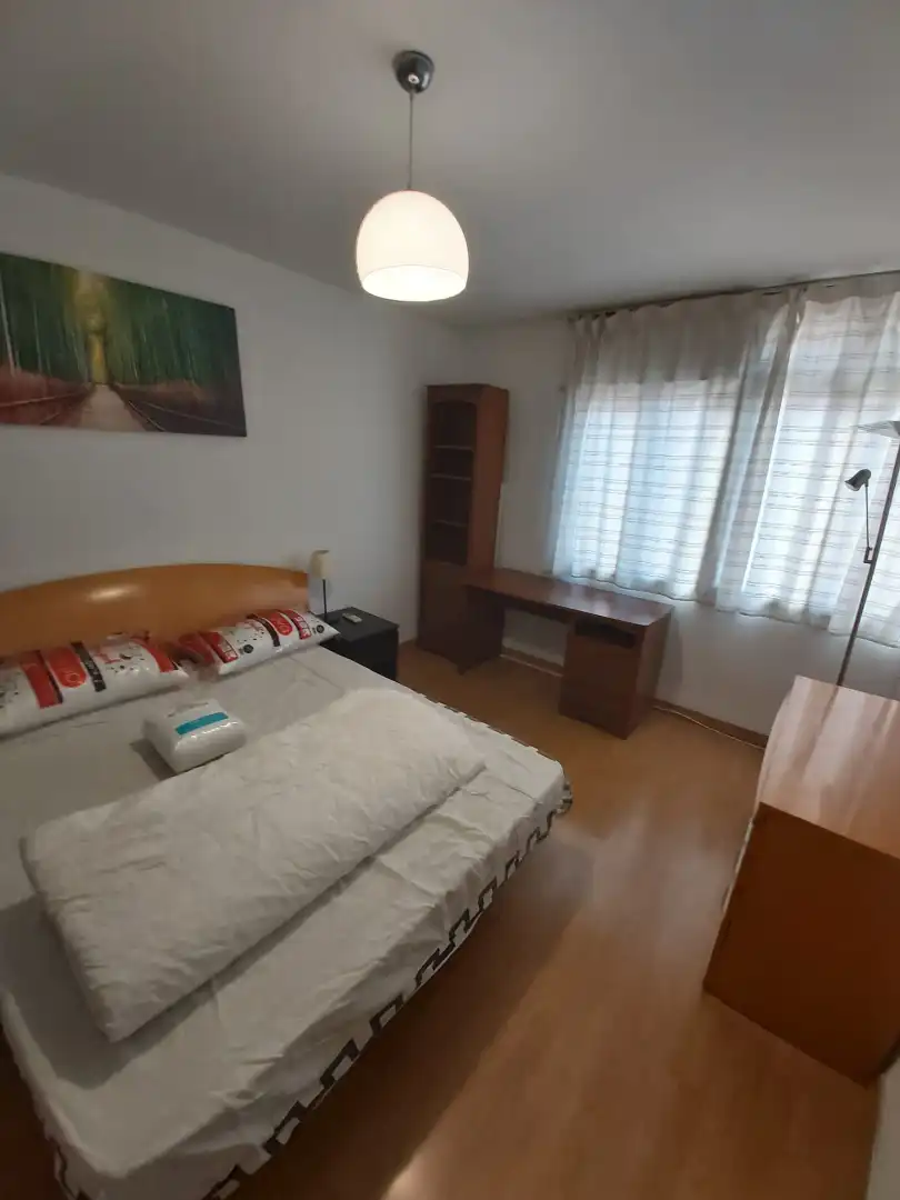 Flat for rent in Carrer de Santa Maria Micaela, La Petxina