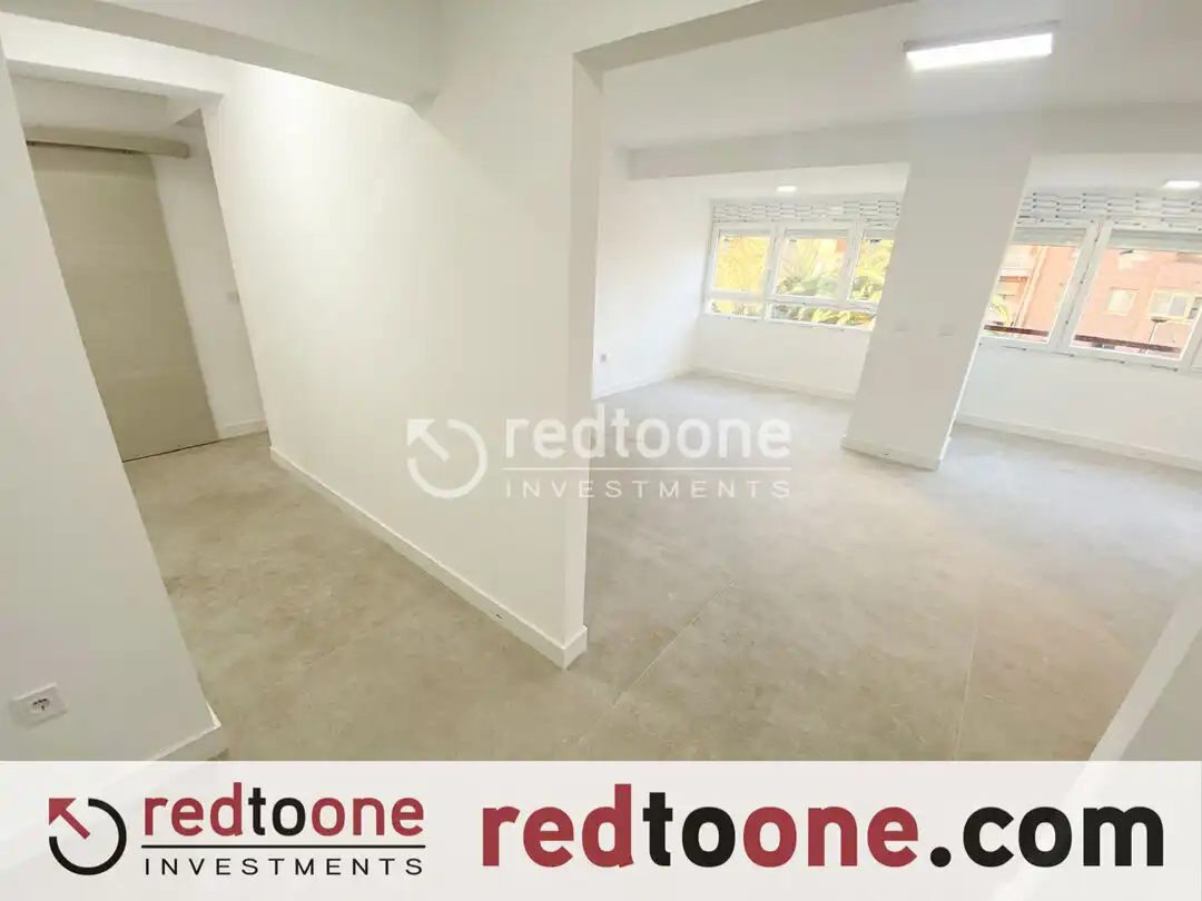 Vista exterior de Piso en venta en Alicante / Alacant con Calefacción
