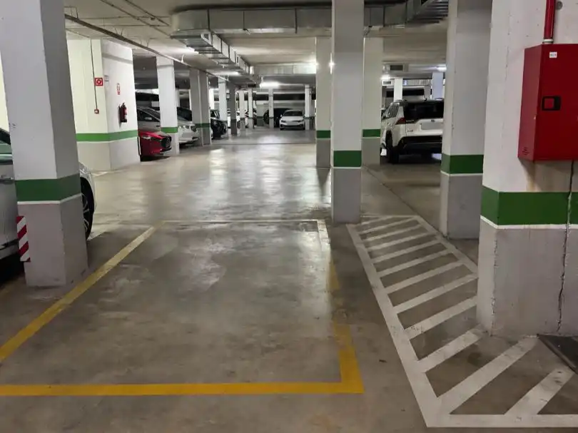 Parking de Garaje de alquiler en Poniente-Sur
