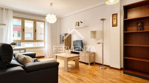 Foto 4 de Piso en venta en HUCA - La Cadellada, Oviedo