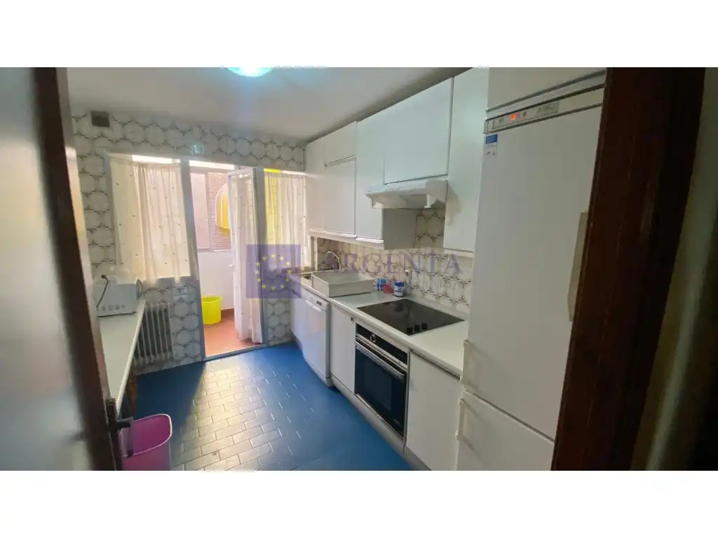 Appartamento con ascensore in affitto a Centro, imagen 18