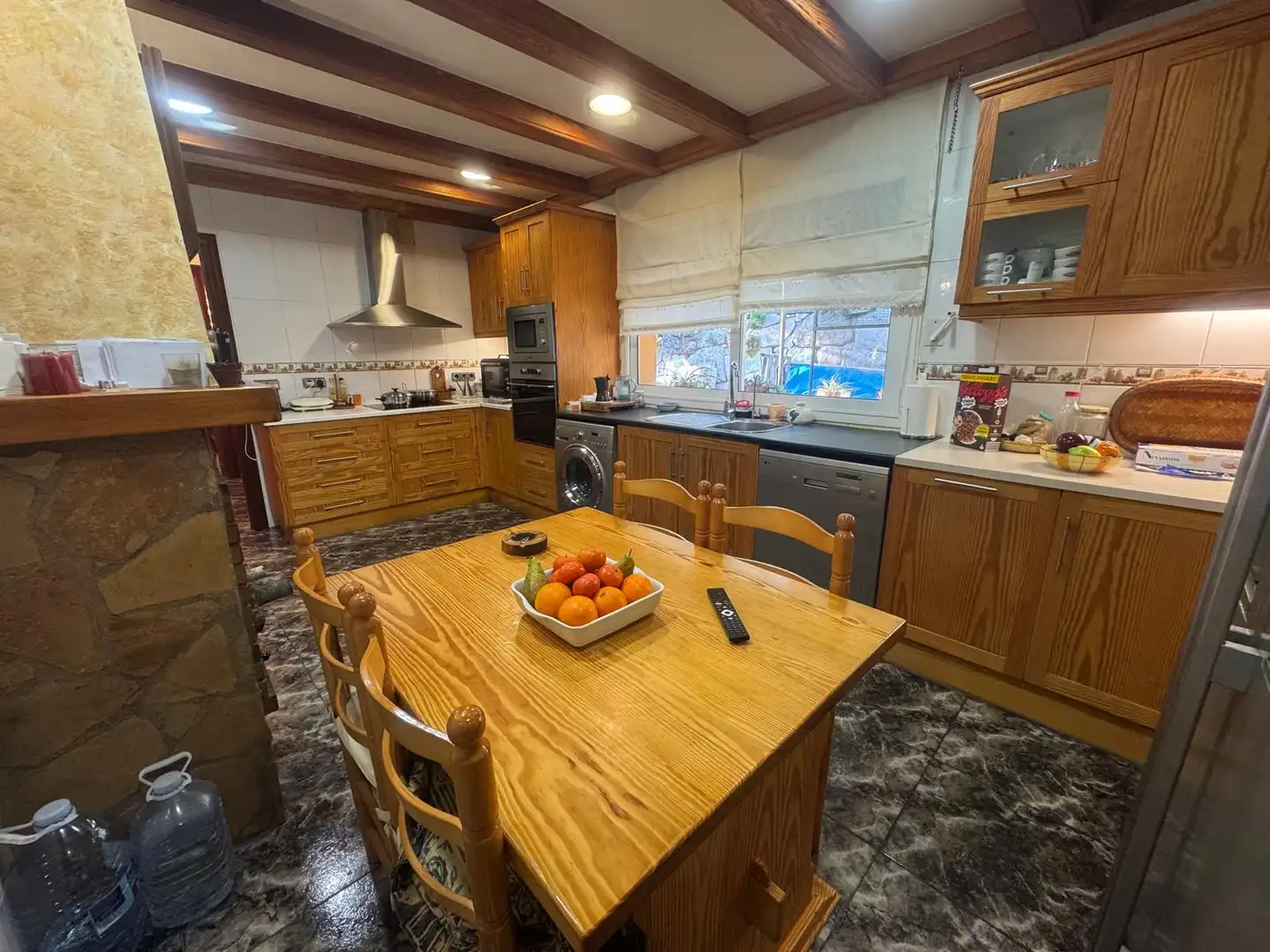 Cocina de Casa o chalet en venta en Corbera de Llobregat con Calefacción, Jardín privado y Terraza