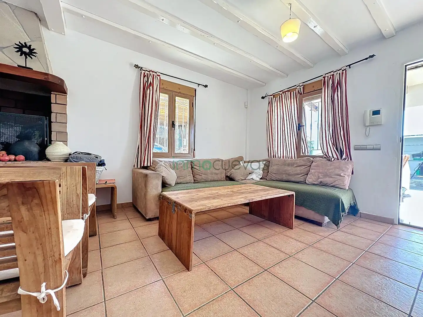 Sala d'estar de Finca rústica en venda en Cuevas del Almanzora amb Aire condicionat, Jardí privat i Terrassa