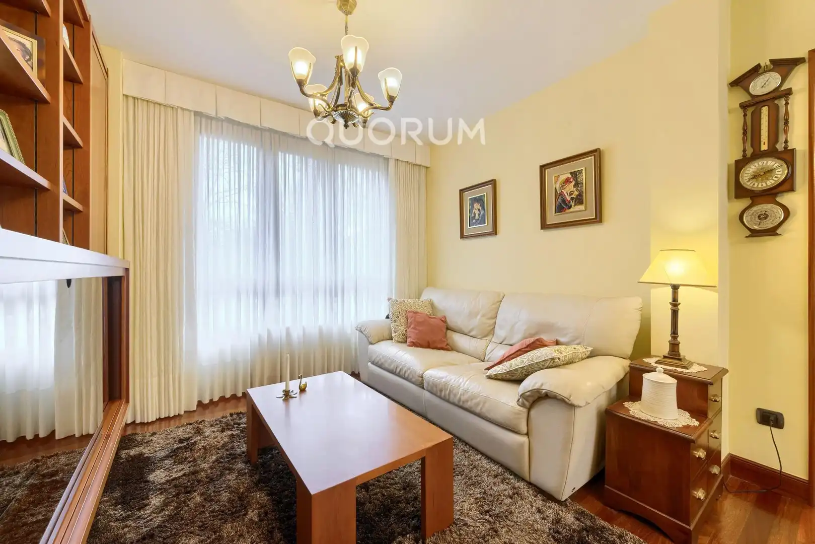 Sala de estar de Casa adosada en venta en Basauri  con Calefacción, Jardín privado y Terraza