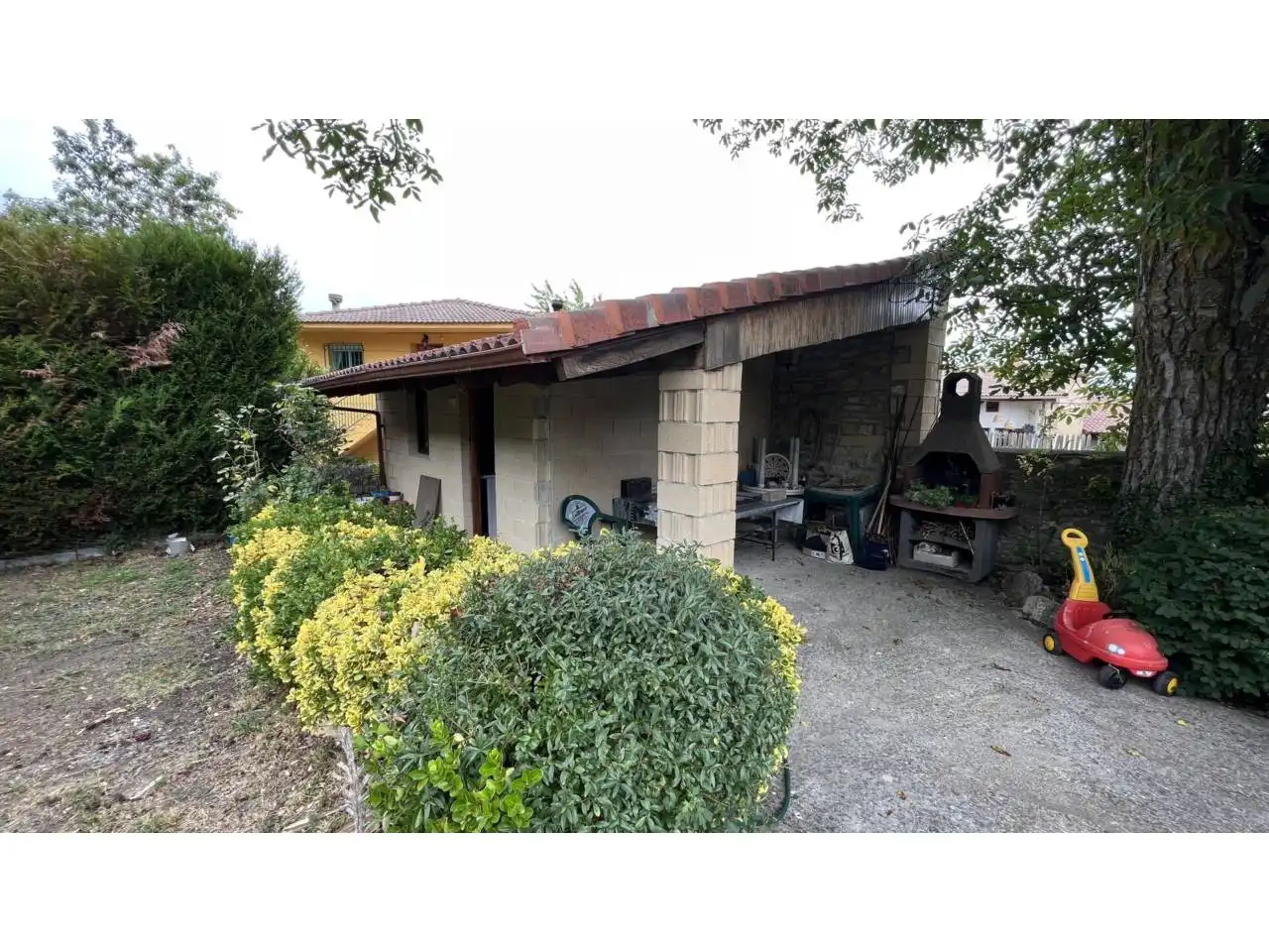 Exterior view of Detached homes for sale in Merindad de Sotoscueva  with Private garden, Terrace and Furnished
