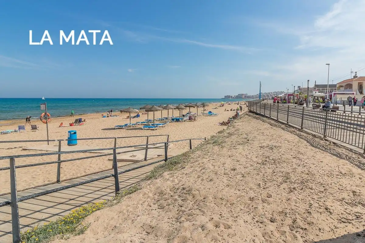 Apartamento con ascensor en venta en La Mata, imagen 5