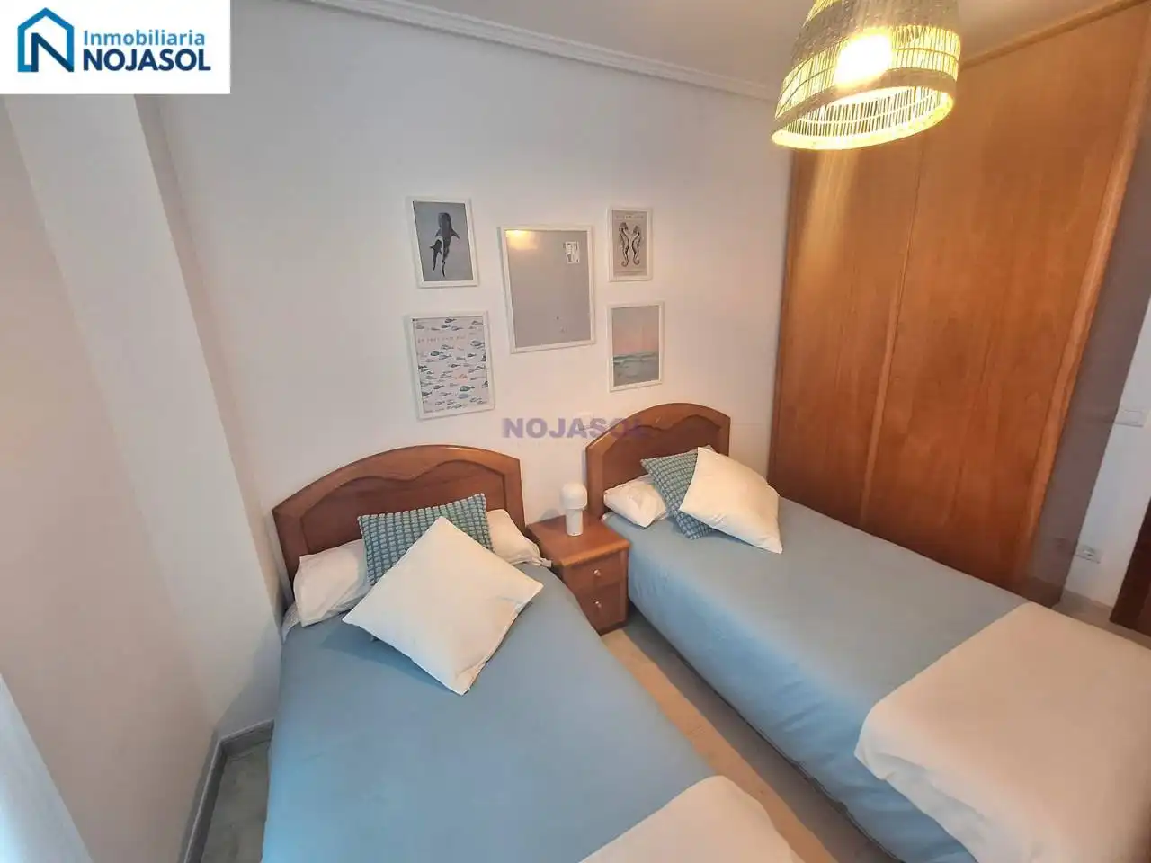 Habitación de Apartamento de alquiler en Noja con Calefacción, Terraza y Amueblado