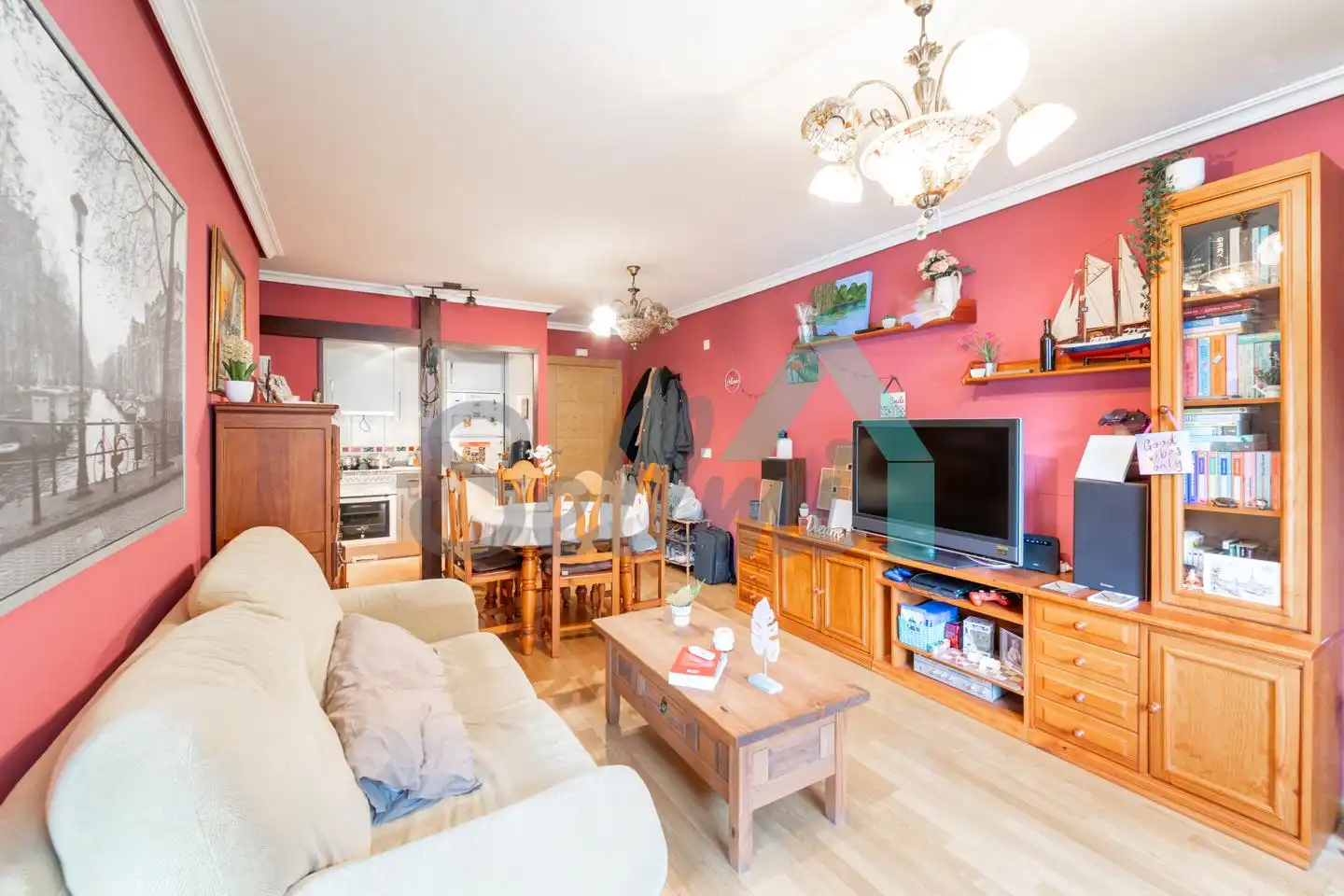 Sala de estar de Piso en venta en Somiedo con Calefacción, Parquet y Terraza