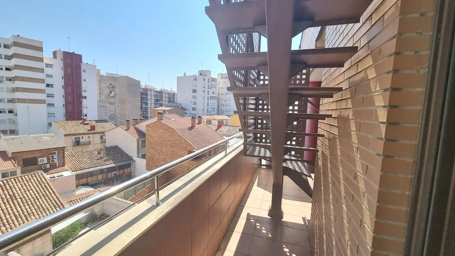 Terrasse von Dachboden zum Verkauf in Zaragoza mit Heizung, Parkett und Terrasse