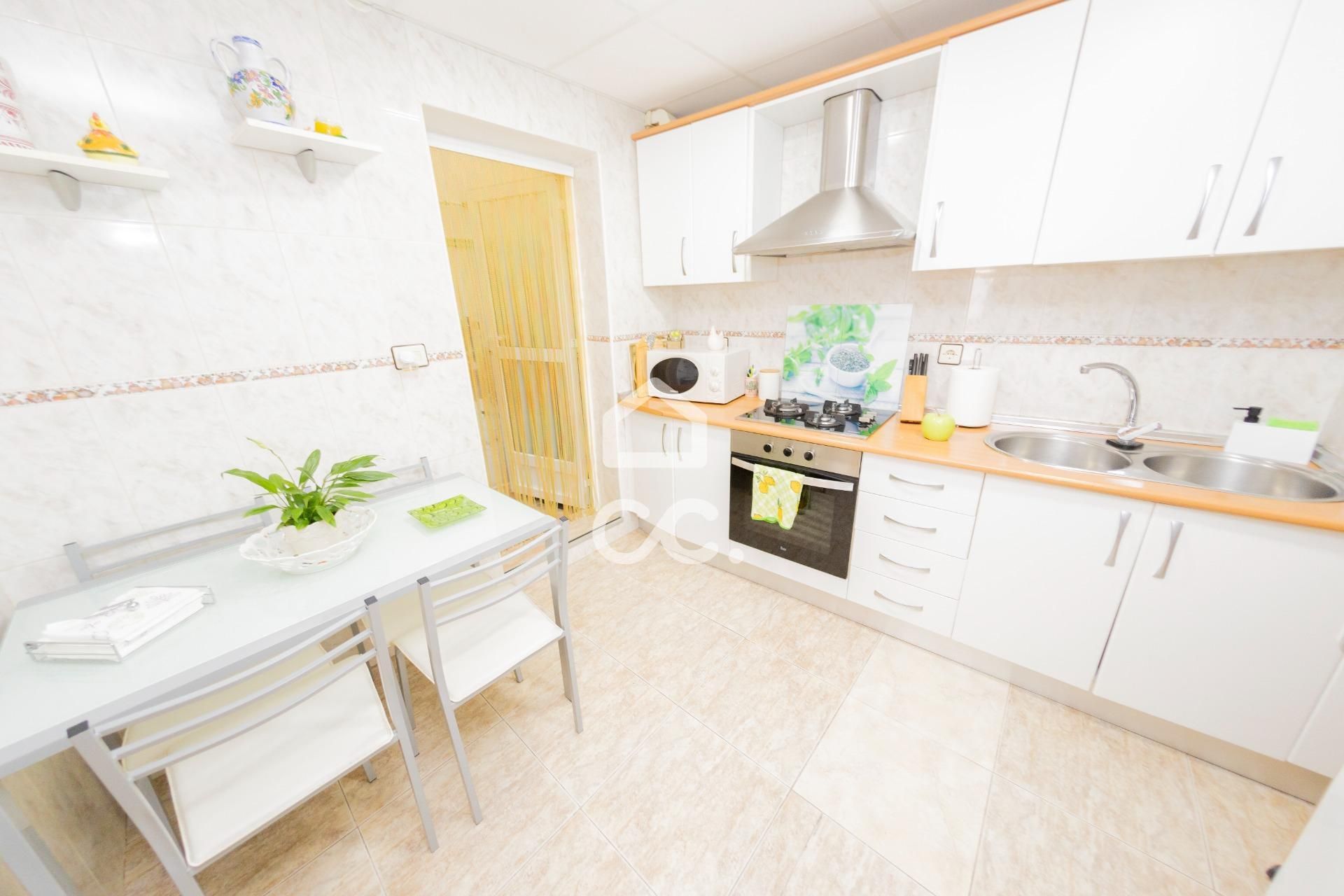 Cuina de Casa o xalet en venda en Lorca amb Calefacció i Terrassa