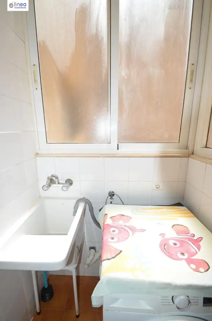 Bathroom of Flat for rent in Roquetas de Mar  with Air Conditioner, Terrace and Storage room