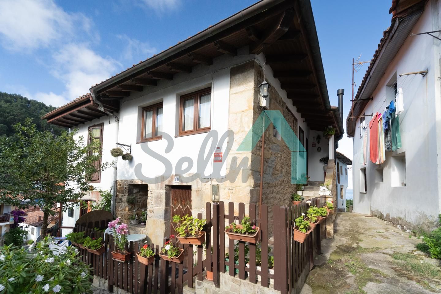 Exterior view of Single-family semi-detached for sale in Villaviciosa  with Terrace and Storage room