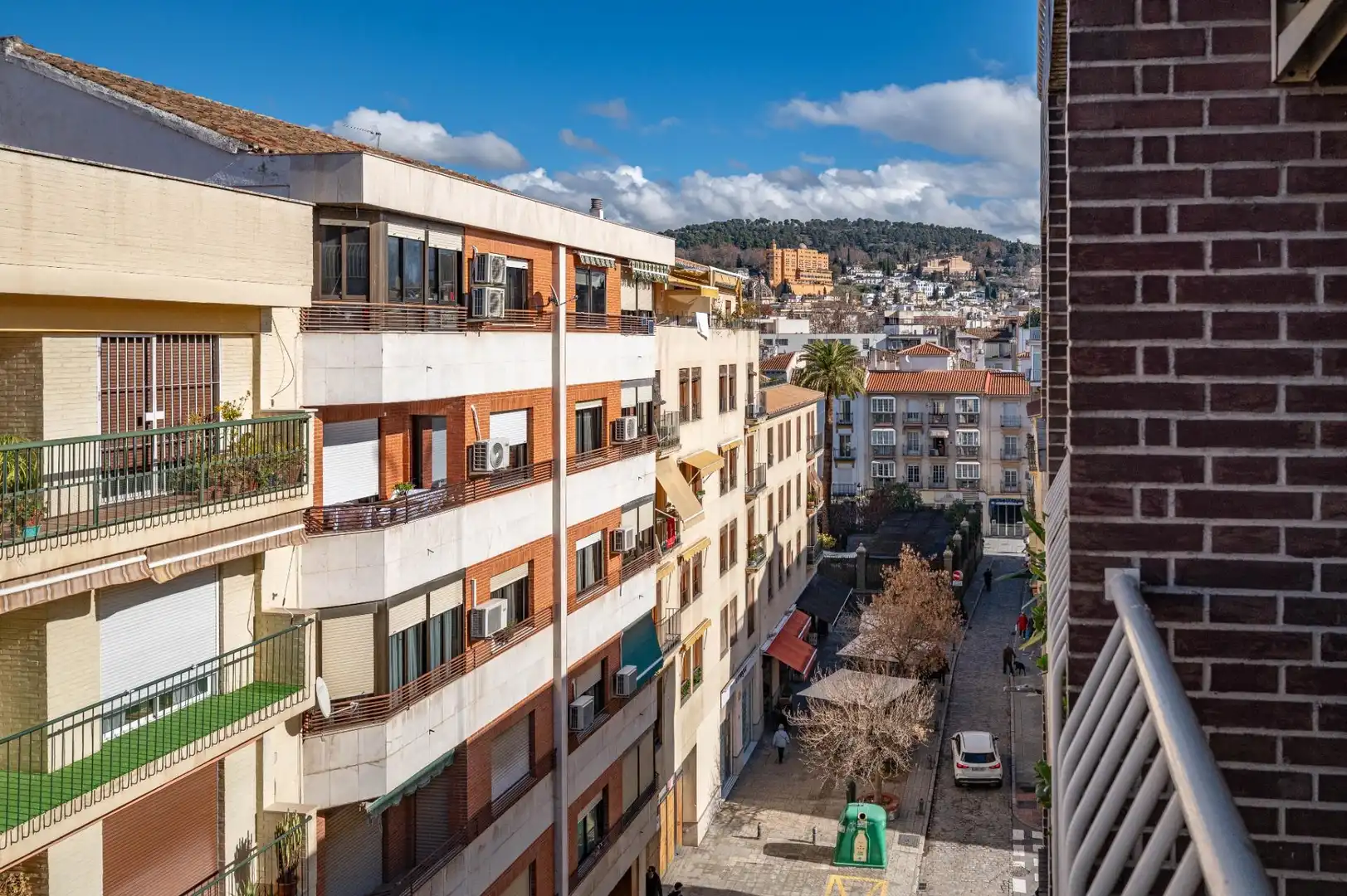 Vista exterior de Pis en venda en Granada amb Aire condicionat, Calefacció i Moblat