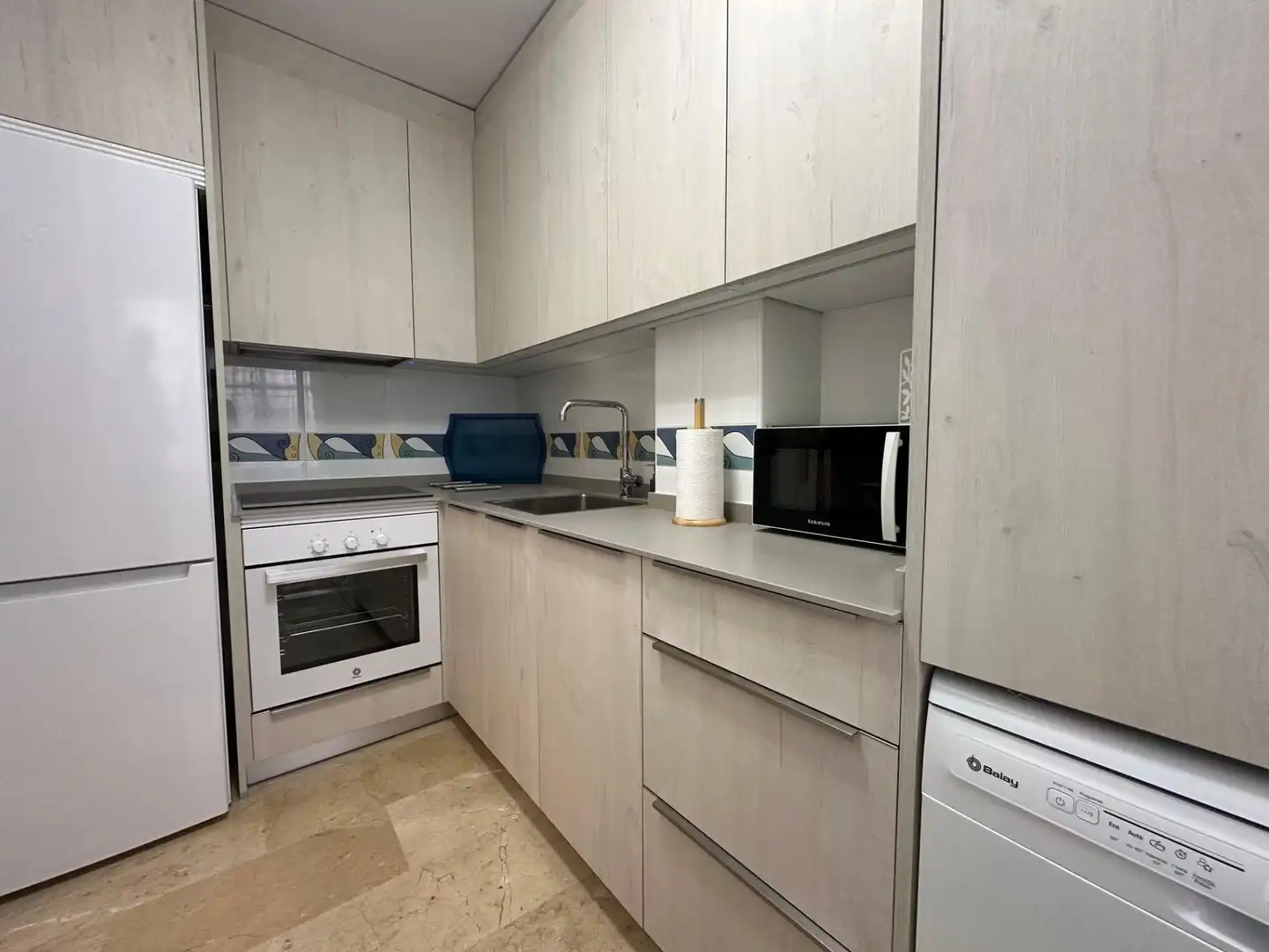 Flat with lift to rent in Calle GOMEZ CORTINA, imagen 7