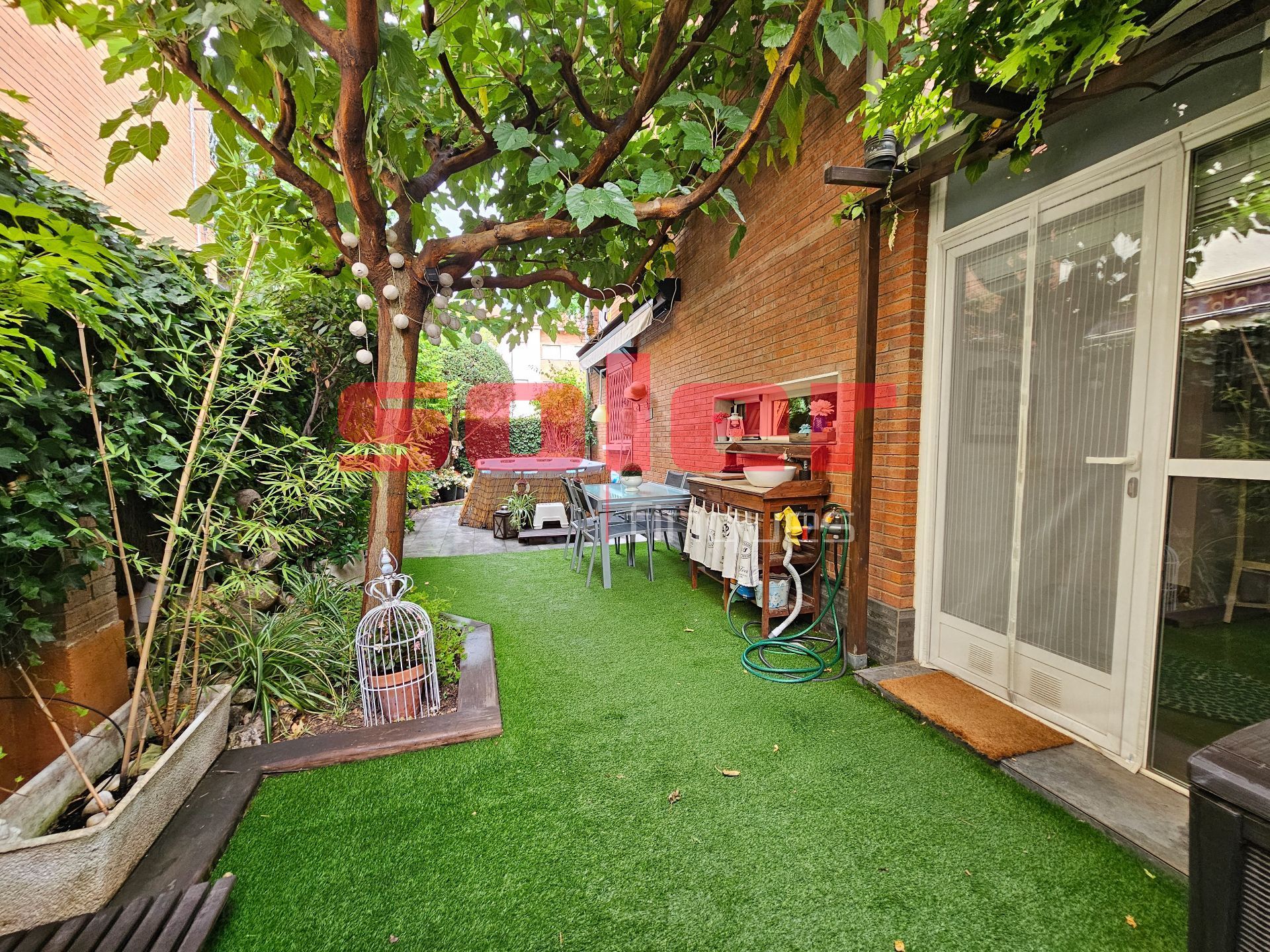 Garden of Single-family semi-detached for sale in Sant Cugat del Vallès