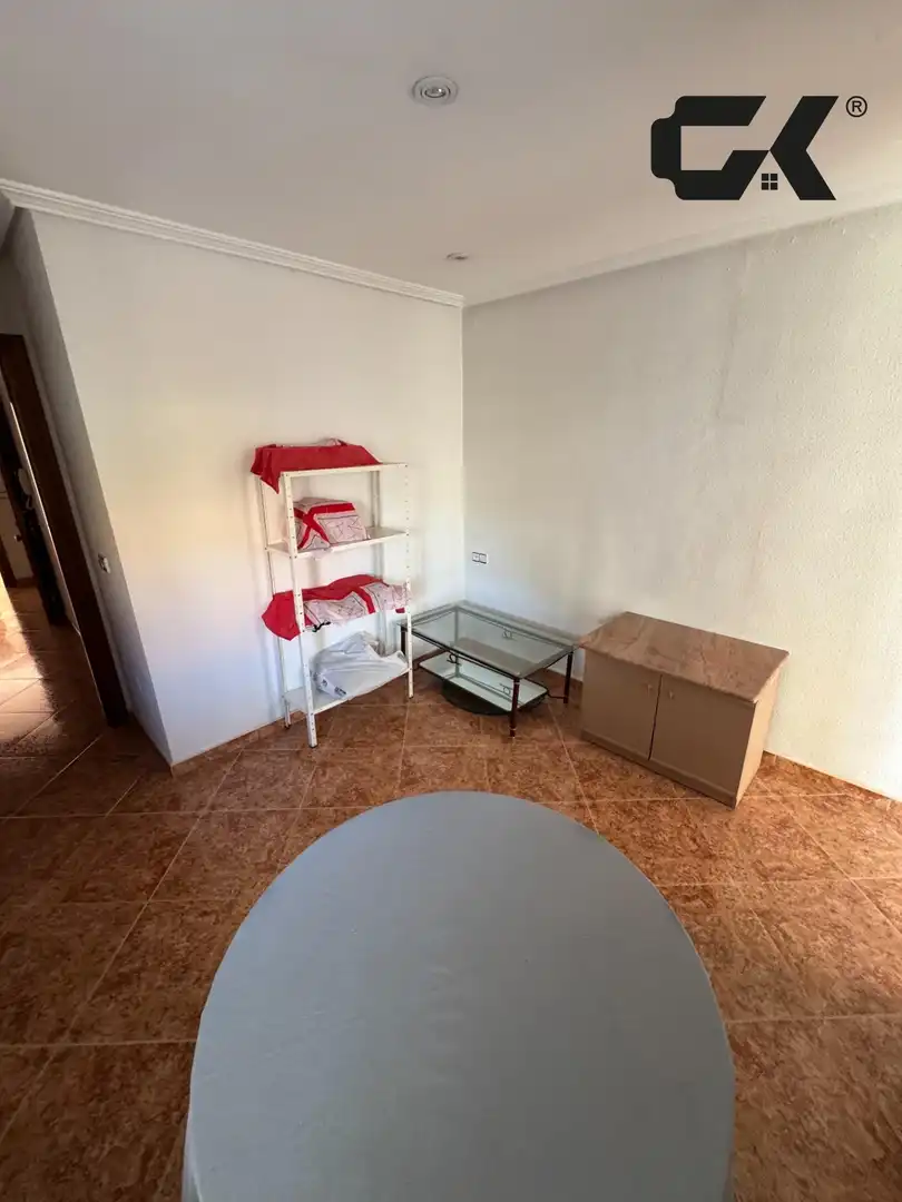 Habitación de Casa adosada en venta en Murcia