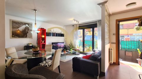 Foto 2 de Casa adosada en venda a Calle de Bazán, Tremañes, Gijón