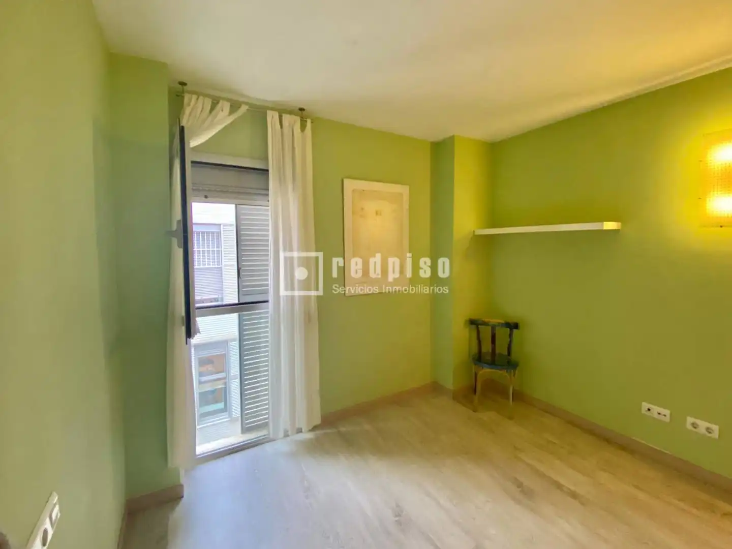 Habitación de Piso en venta en Málaga con Aire acondicionado, Calefacción y Jardín privado