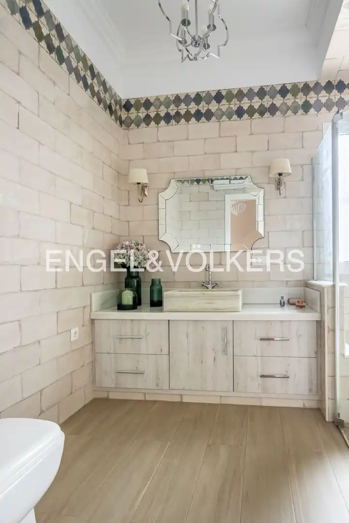 Baño de Finca rústica en venta en Lora del Río con Aire acondicionado, Calefacción y Jardín privado