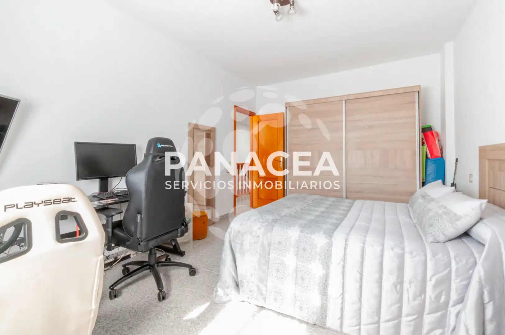 Detached homes for sale in Roquetas de Mar  with Terrace, Furnished and Oven