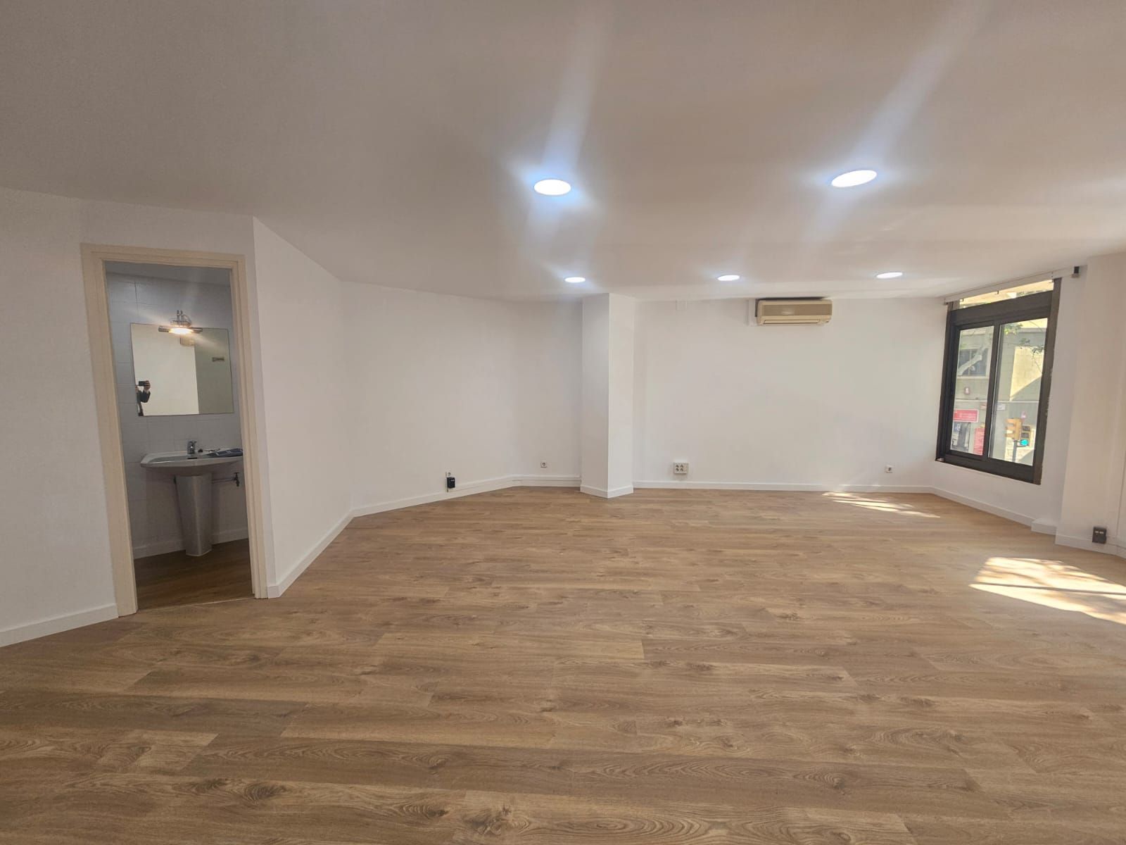 Office for sale in  Barcelona Capital