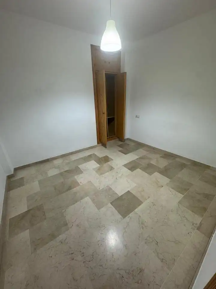 Ground floor with pool to rent in Casco Antiguo, imagen 34