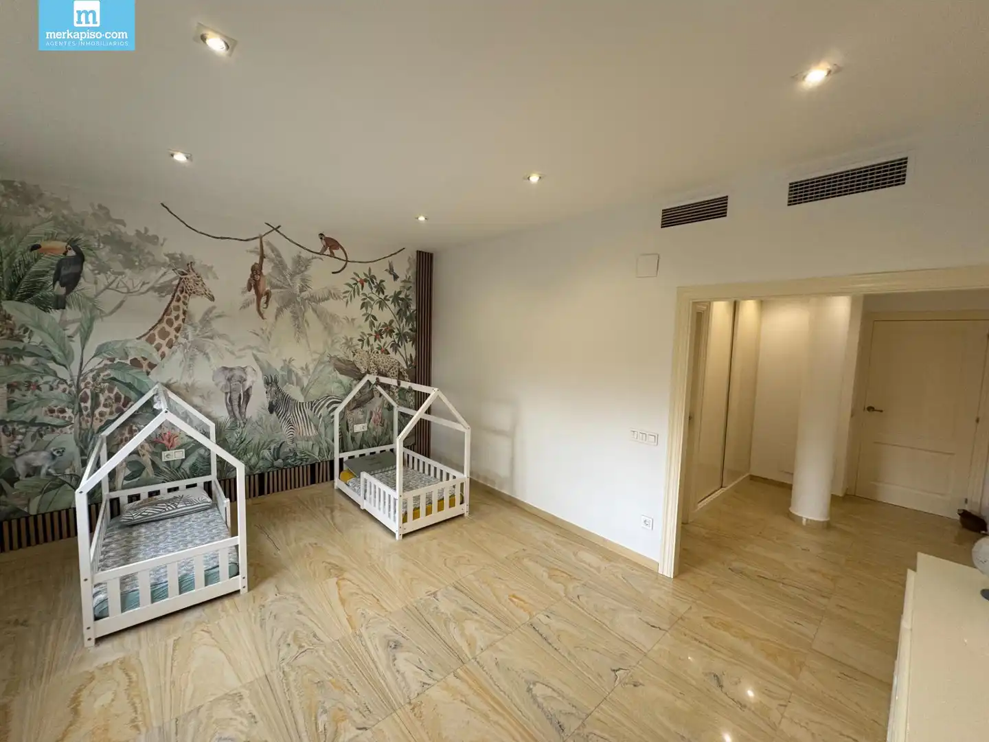 Houses for sale in Calafell  with Air Conditioner, Heating and Private garden