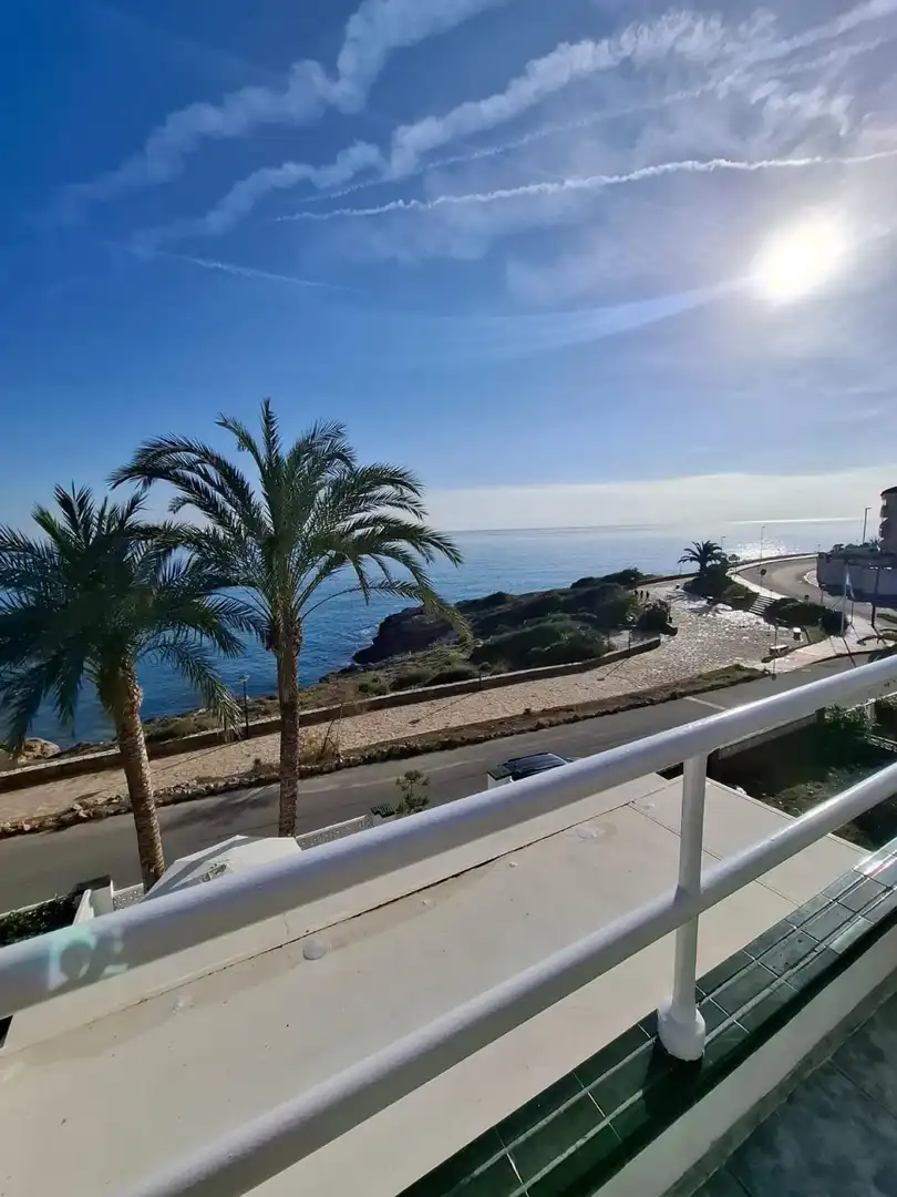 Vista exterior de Casa adosada en venda en Oropesa del Mar / Orpesa amb Terrassa i Balcó