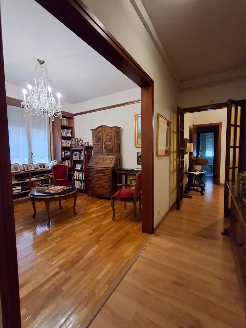 Wohnzimmer von Wohnung zum Verkauf in Barcelona mit Klimaanlage, Heizung und Parkett