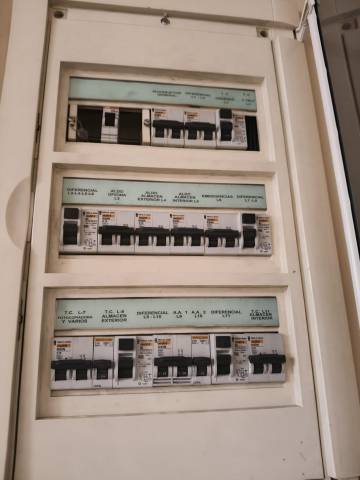 Local comercial en Venta en Torrefiel