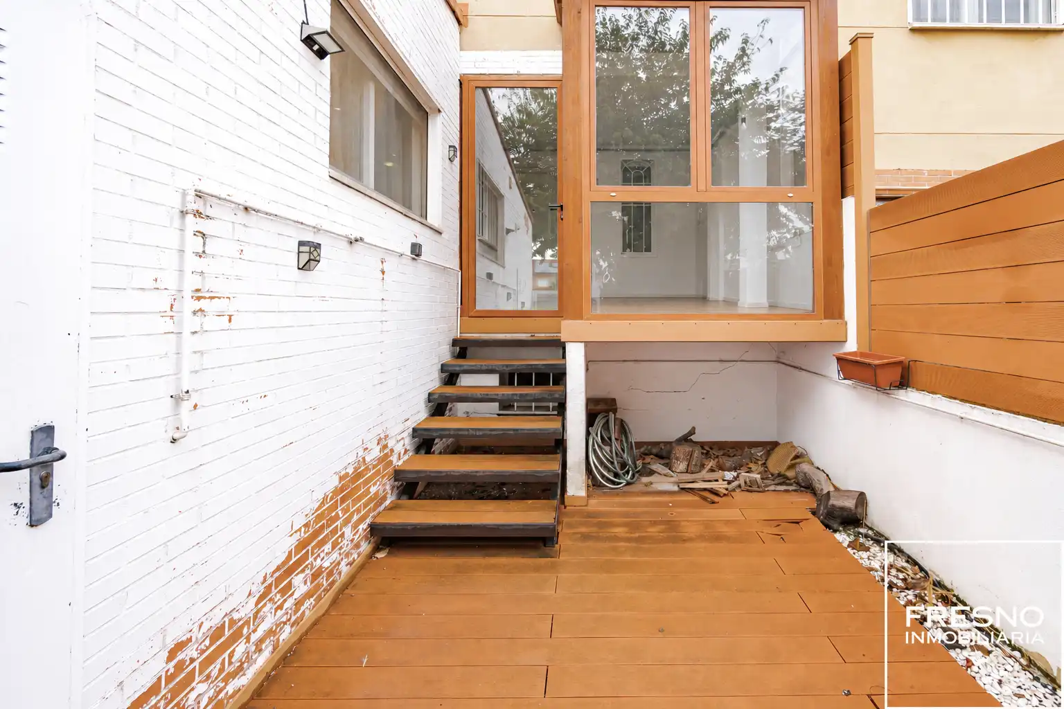 Exterior view of Detached homes for sale in Cobeña, Madrid