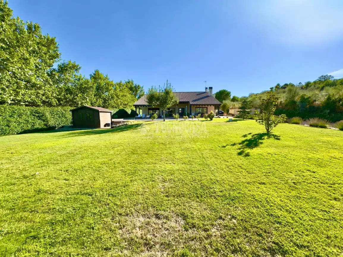 Jardín de Casa o chalet en venta en Cabanillas del Campo con Aire acondicionado, Calefacción y Terraza