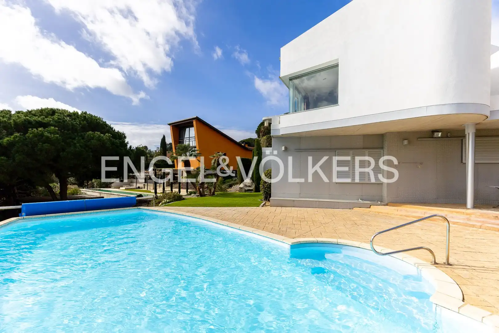 Vista exterior de Casa o chalet en venta en Sant Andreu de Llavaneres con Calefacción, Jardín privado y Parquet