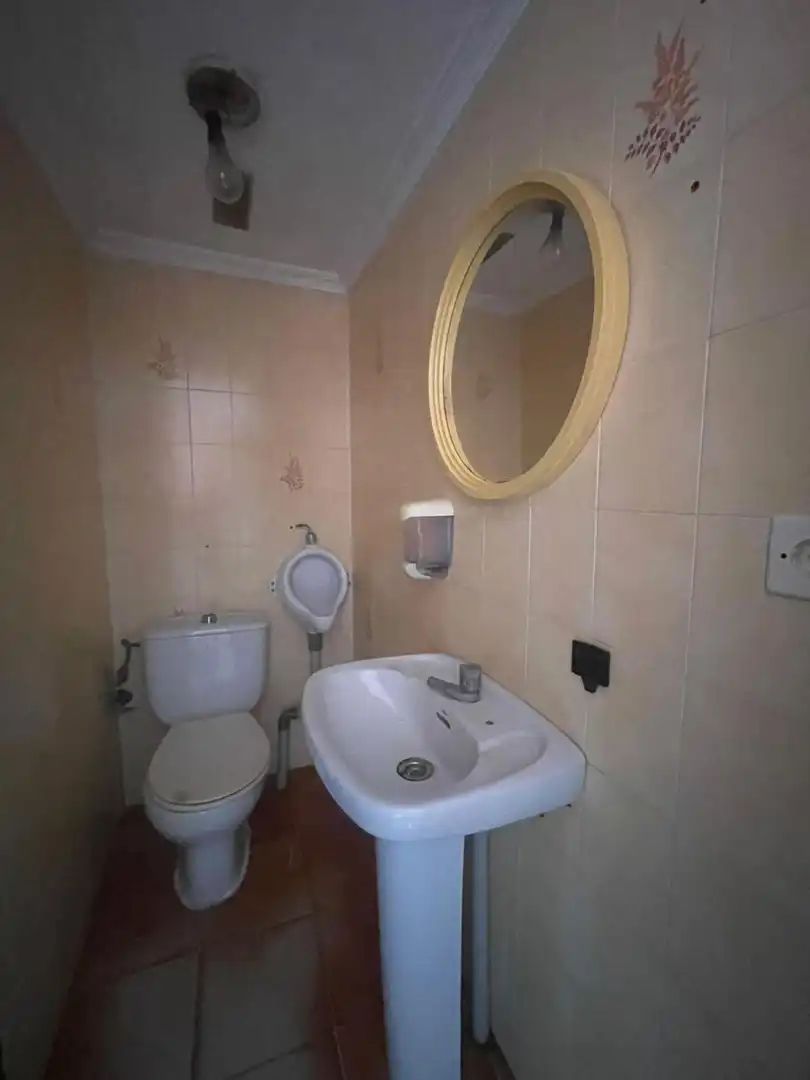 Baño de Local de alquiler en Almonte