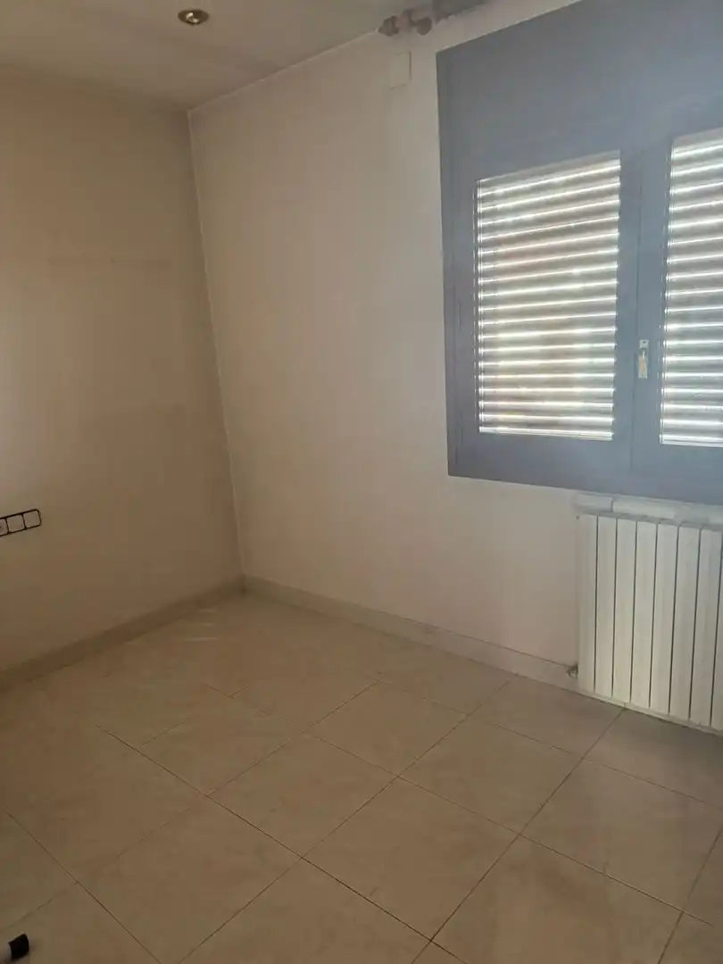 Dormitori de Edifici en venda en Llinars del Vallès