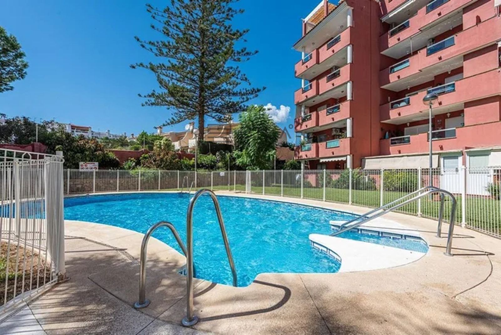 Piscina de Ático en venta en Benalmádena con Aire acondicionado, Terraza y Piscina