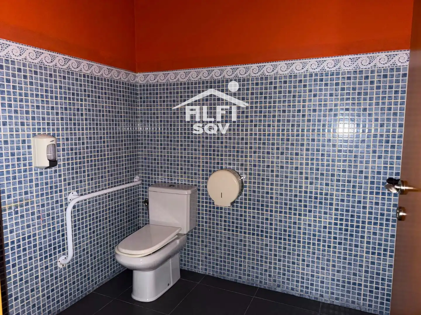 Bathroom of Commercial properties for rent in Sant Quirze del Vallès  with Terrace