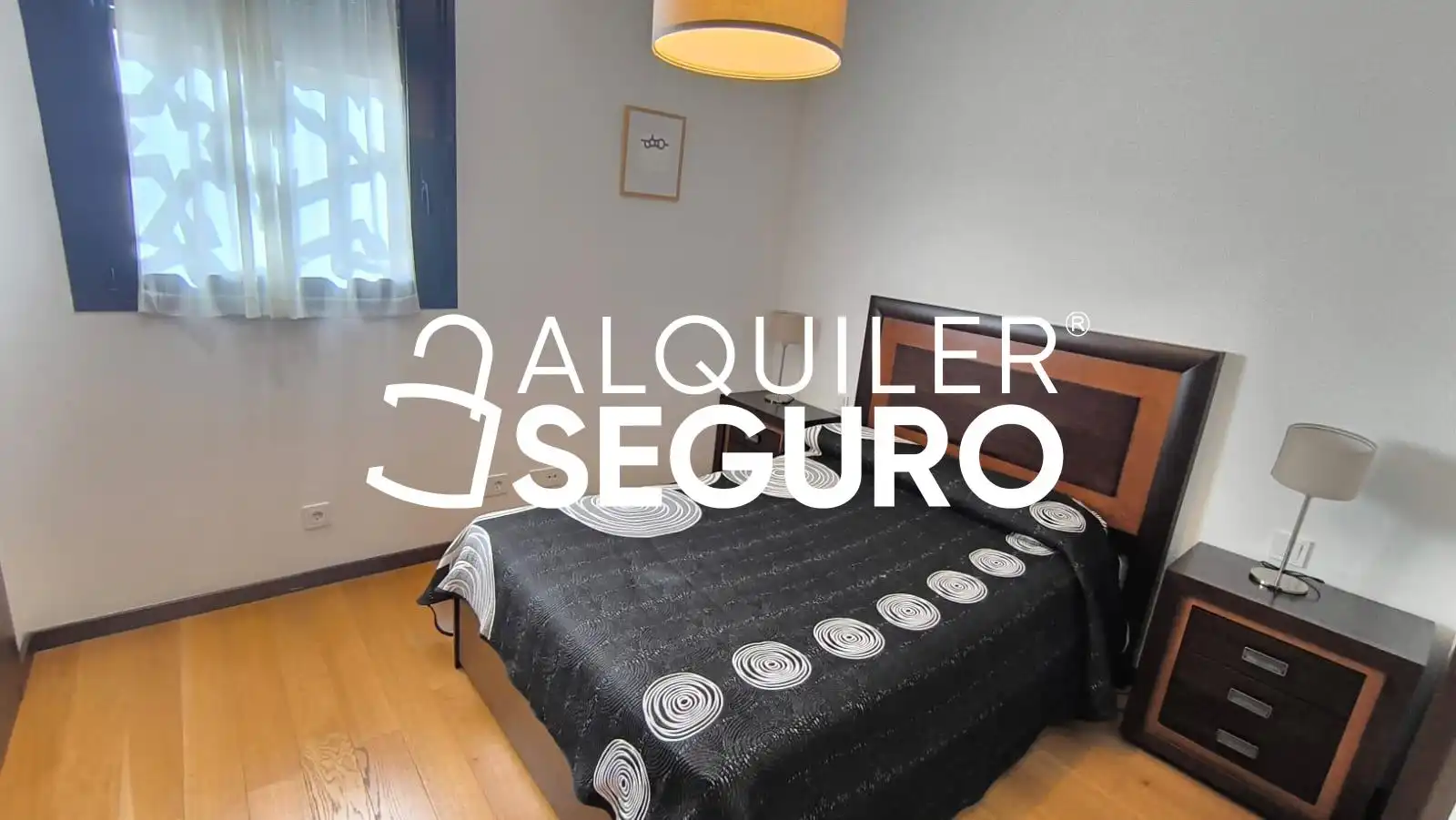Habitación de Piso de alquiler en Sevilla con Aire acondicionado, Calefacción y Amueblado