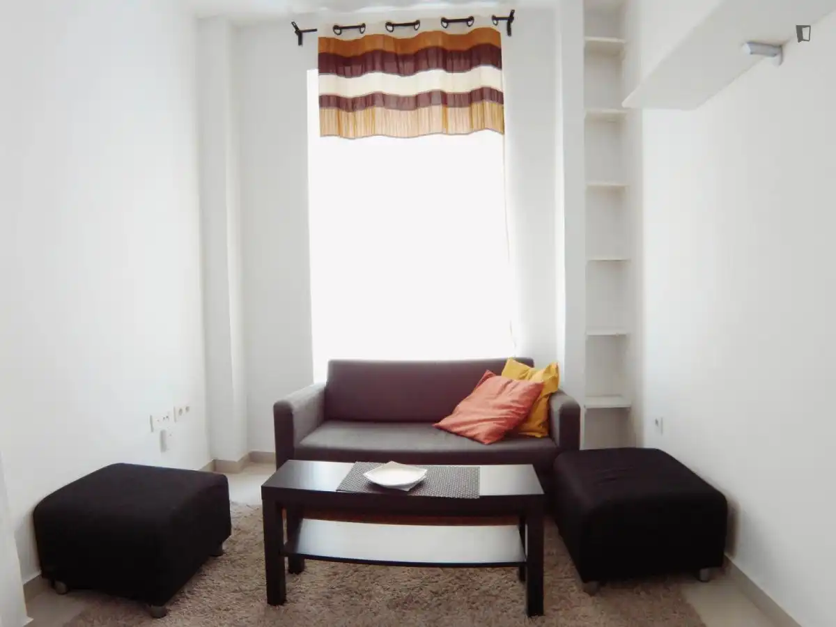Wohnung zur Miete in Puerta del Ángel