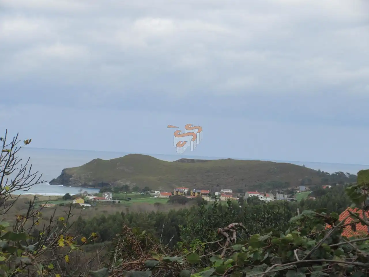 Chalet con jardín en venta en Valdoviño, imagen 2