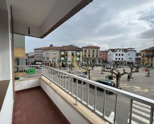 Vista exterior de Pis en venda en Llanes amb Terrassa