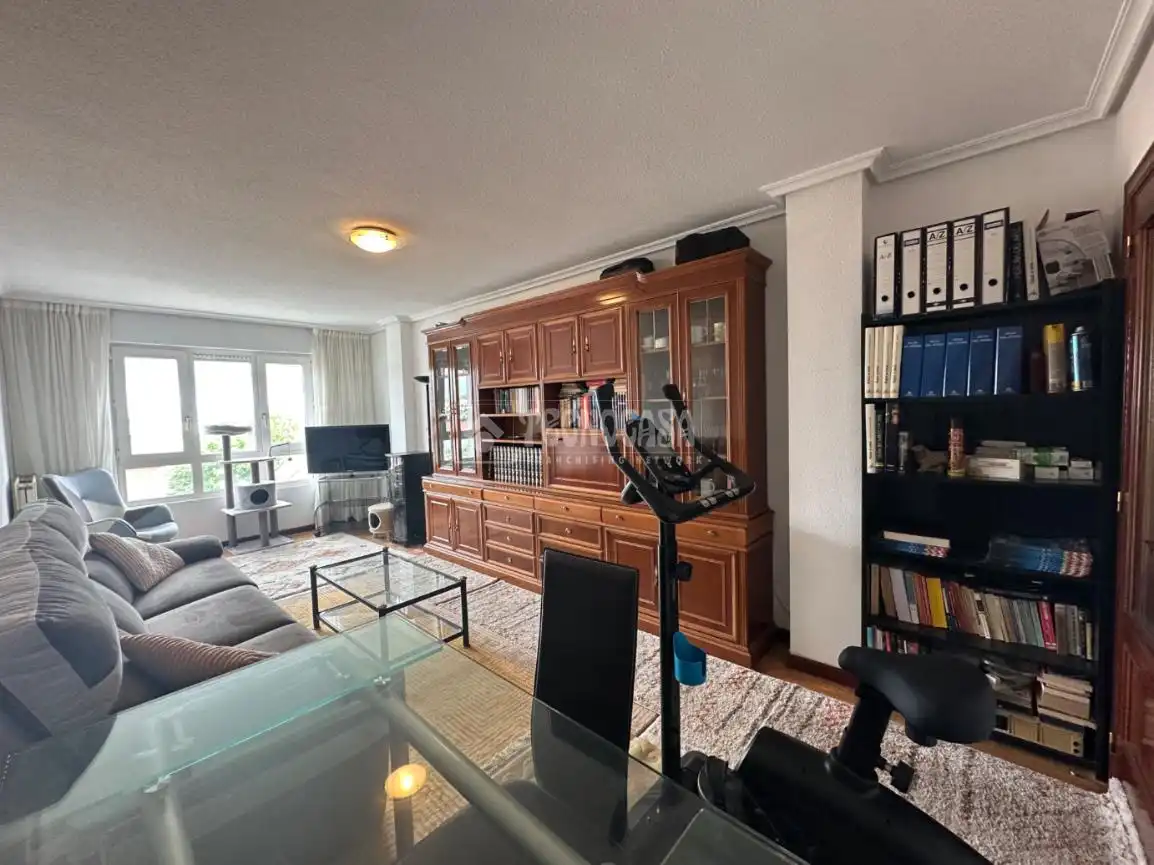 Sala de estar de Piso en venta en Santander con Calefacción