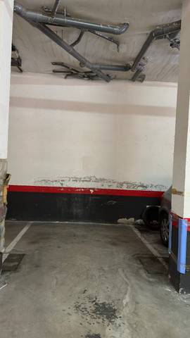 Garaje en Venta en Calle del Brasil en Velilla de San Antonio