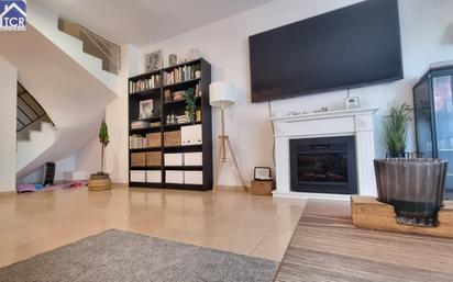 Living room of Duplex for sale in Sabadell  with Air Conditioner, Terrace and Balcony