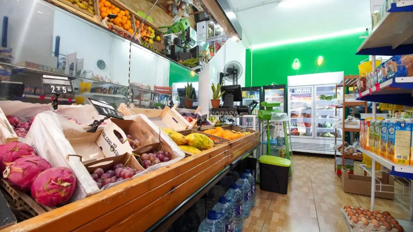 Local comercial en venda a La Salud - La Salle, imagen 4