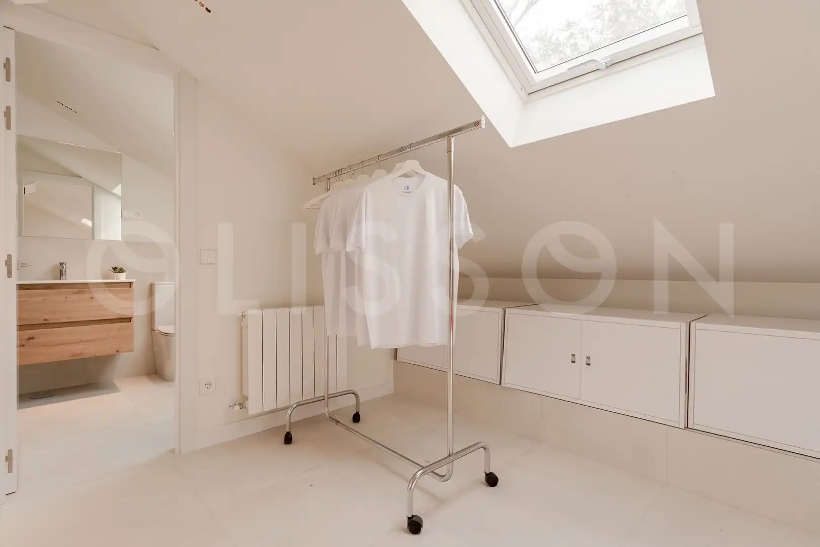 Bedroom of Houses for sale in Madrid  with Air Conditioner, Heating and Private garden
