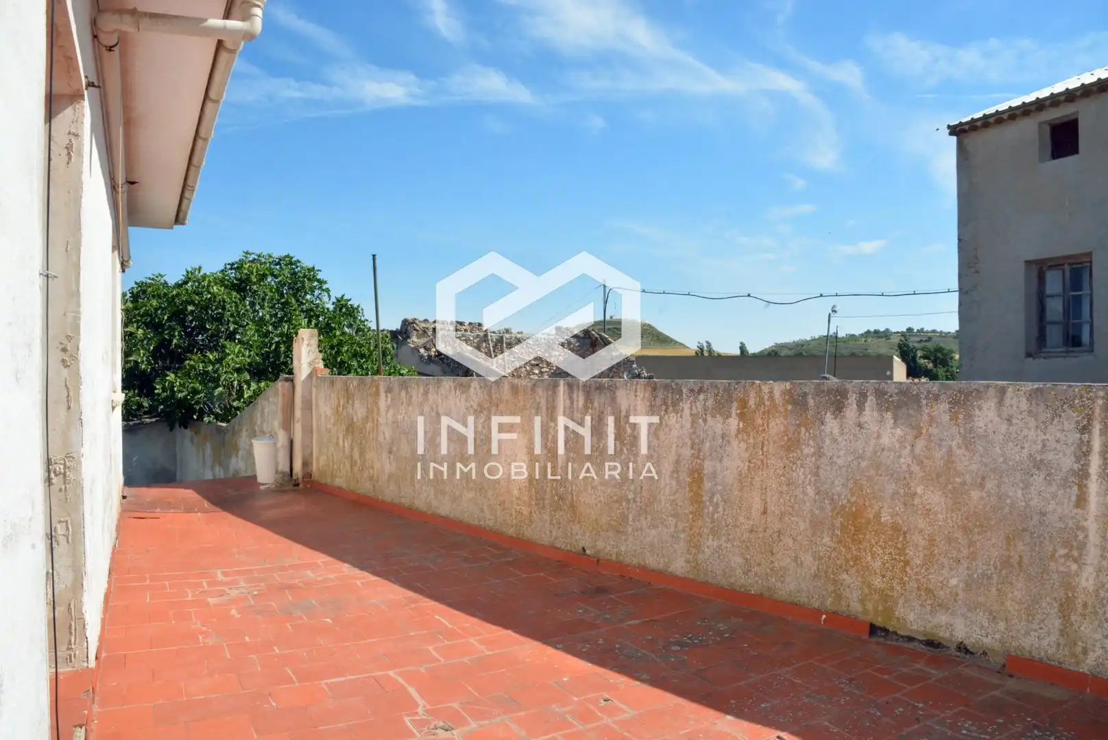 Vista exterior de Casa o xalet en venda en Mazuecos amb Terrassa i Traster
