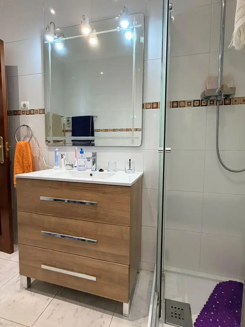 Baño de Piso en venta en Cunit con Terraza, Amueblado y Piscina comunitaria