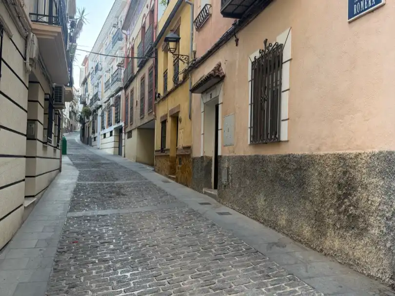 Vista exterior de Garatge en venda en Jaén