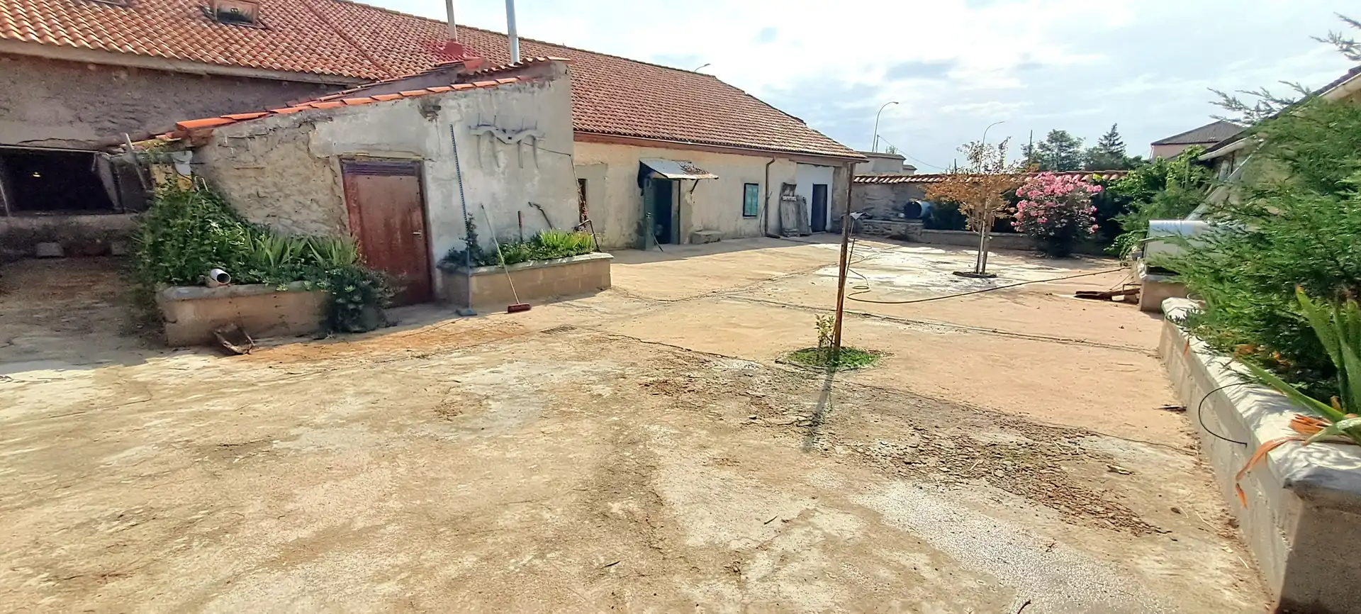 Finca rústica en venta en Labajos con Calefacción, Jardín privado y Trastero
